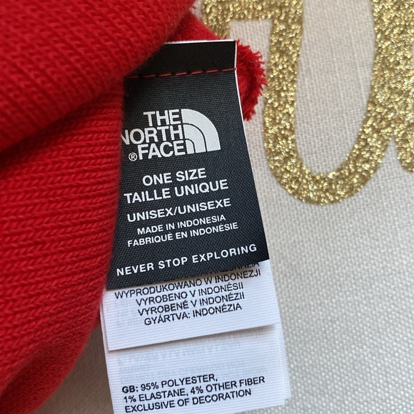 The North Face Unisex Stretch Logo Red Hat New With Tags - Picture 4 of 8